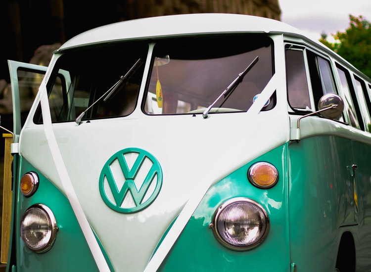 Vw Begins Takeover of Suzuki With 20 Percent Stake